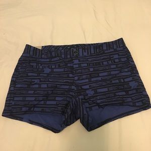 Women’s patterned shorts
